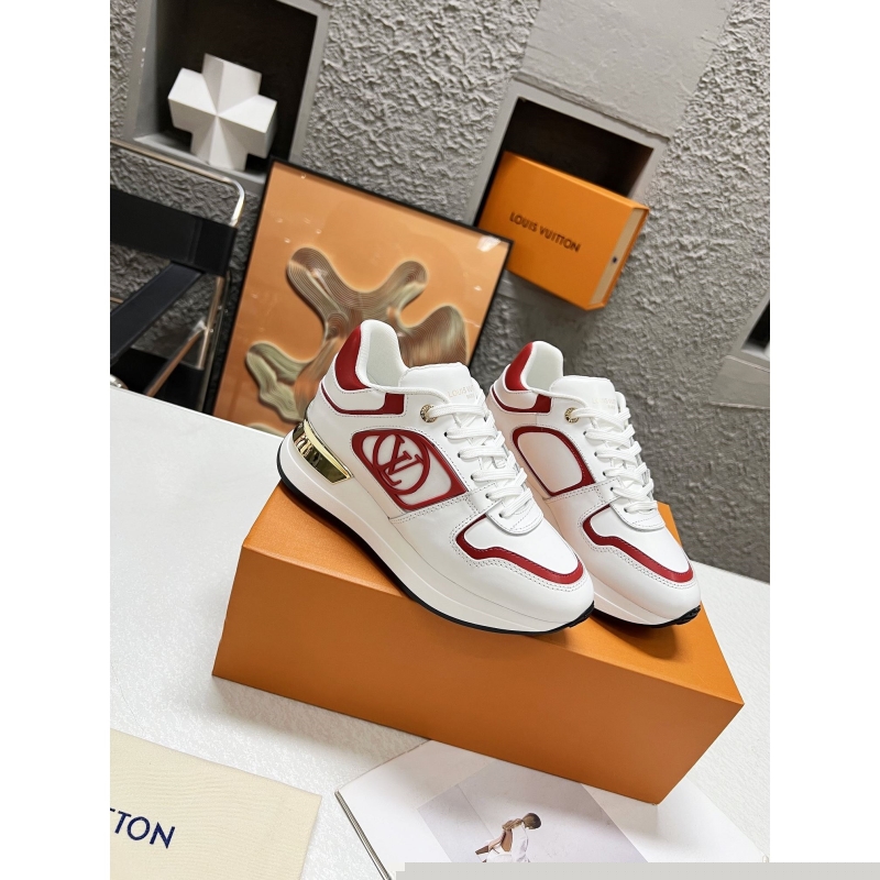 l**is V*t*n sneakers